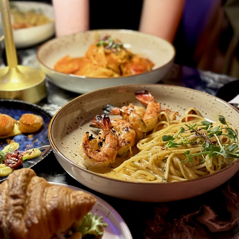 Alva KL food or atmosphere