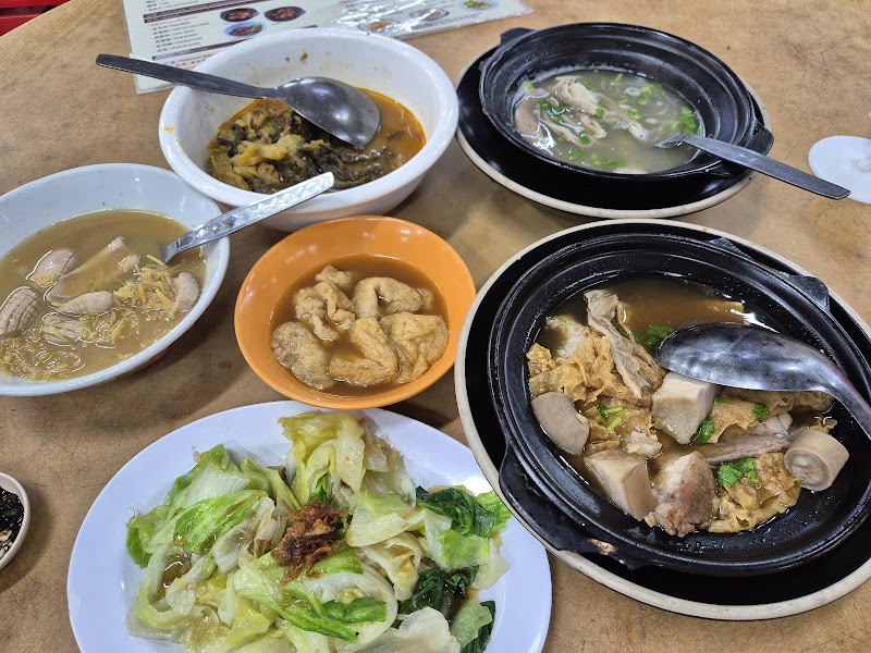 Hing Kee Bakuteh RHB Branch RHB BANK photo 4