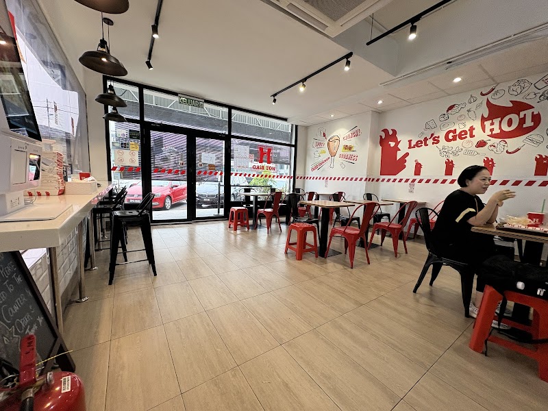 Hot Bird Damansara Uptown photo 6