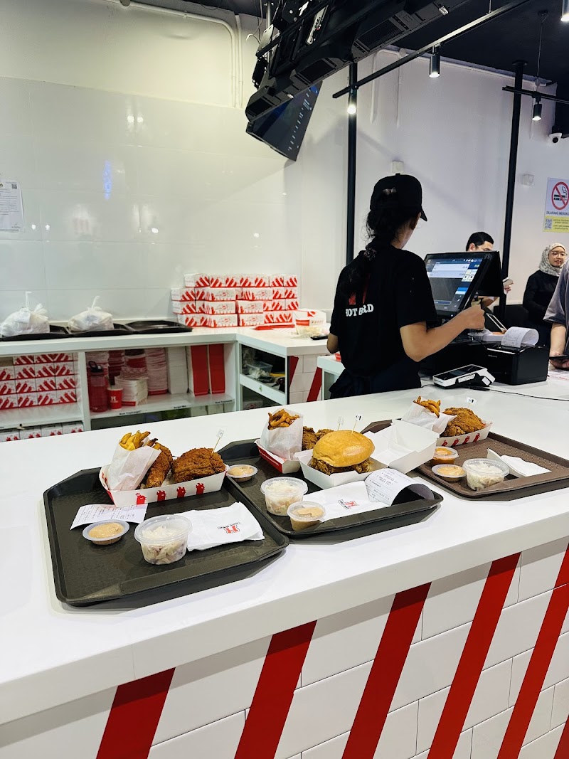 Hot Bird Subang Jaya SS15 photo 4