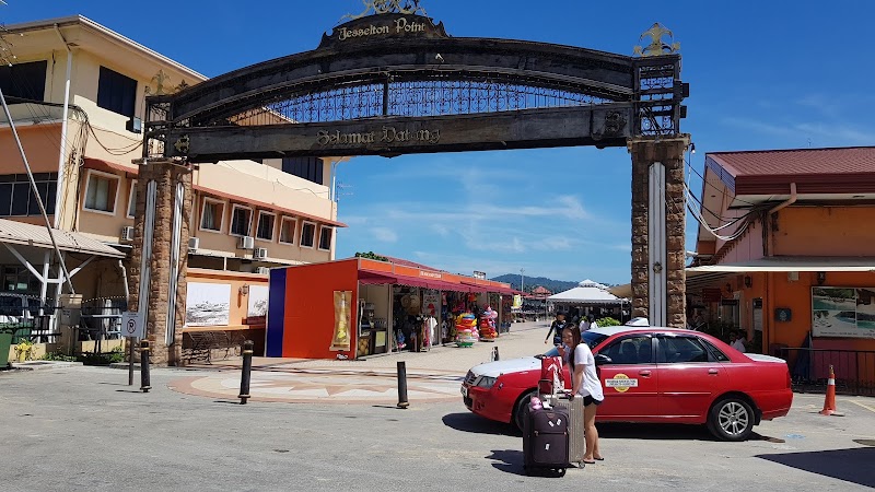 Jesselton Point Ferry Terminal - South Jetty photo 6