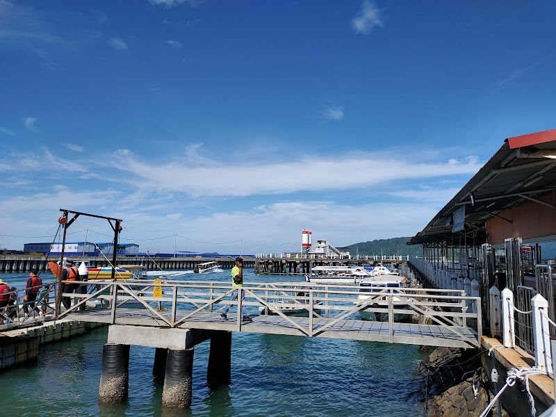 Jesselton Point Ferry Terminal - South Jetty photo 9
