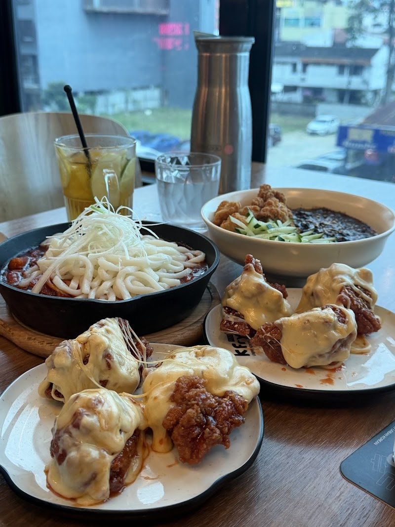 K Fry Urban Korean Holiday Villa photo 5