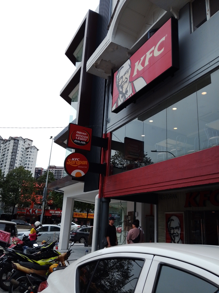 KFC Jalan Genting Klang food or atmosphere