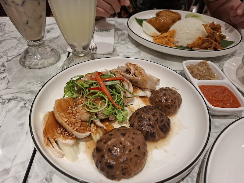 Madam Kwan's Suria KLCC