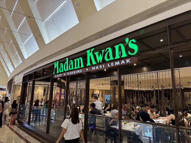 Madam Kwan's Suria KLCC photo 6