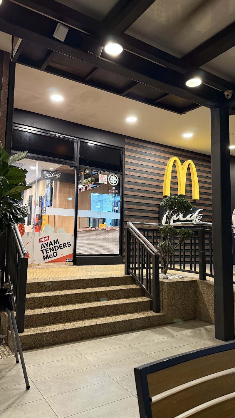 McDonald's Putrajaya DT photo 9