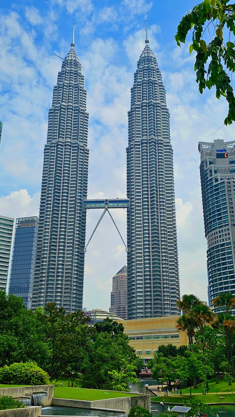 Menara Kuala Lumpur food or atmosphere