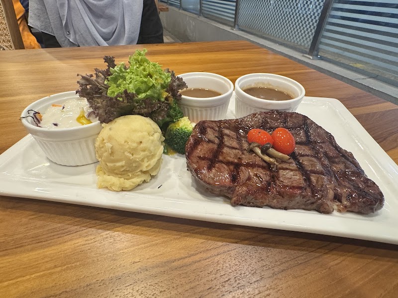 Me'nate Steak Hub (Shah Alam) photo 7