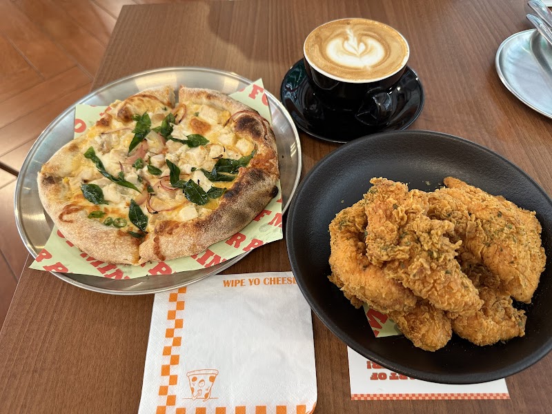 Mokky's Pizza & Coffee Setapak interior or food