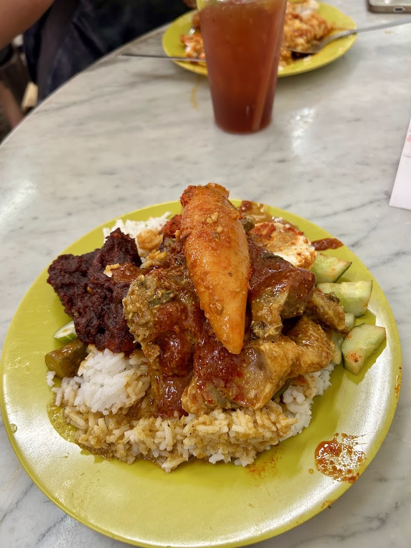 Nasi Ganja Ipoh ( Nasi Kandar ayam Merah) food or atmosphere