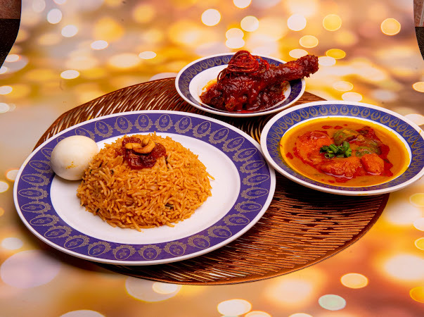 Nasi Kandar Pelita Signature - Ampang interior or food