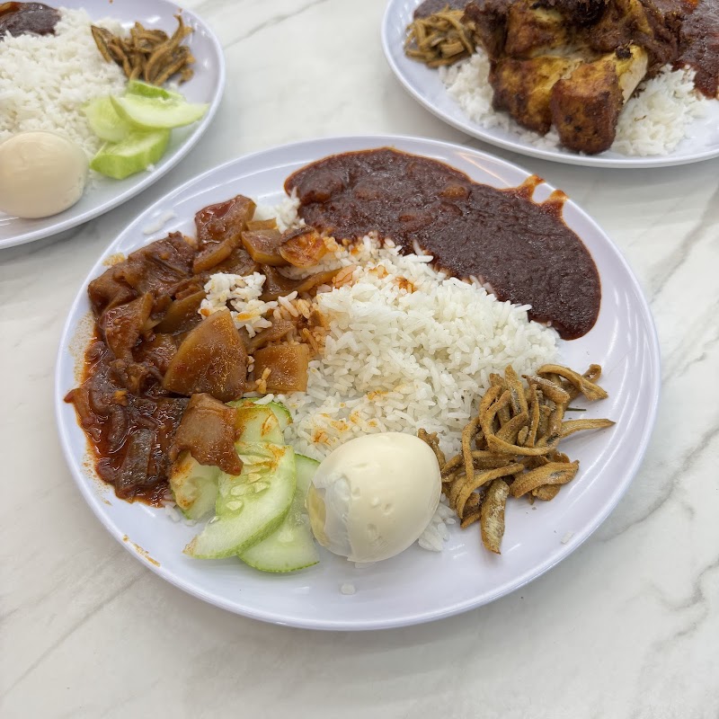 Nasi Lemak Wanjo Kg Baru interior or food