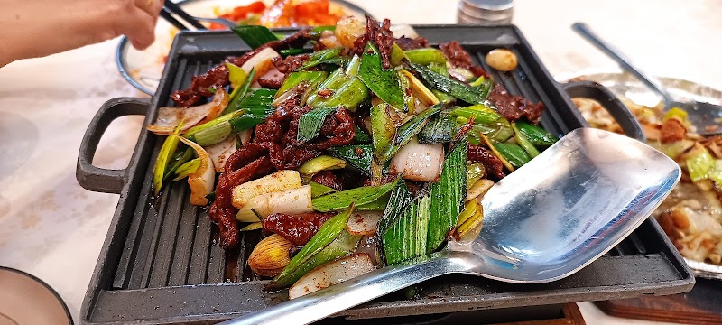 Restoran Luckypot Kepong food or atmosphere