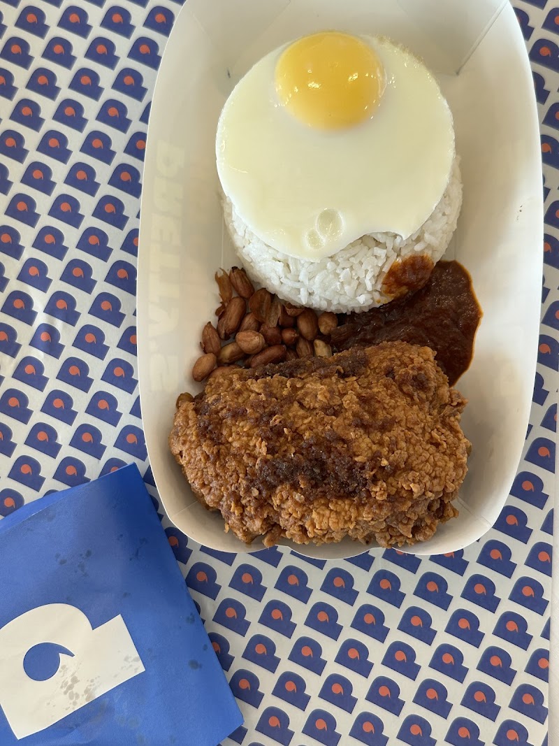 Pretty's Hot Chicken photo 10