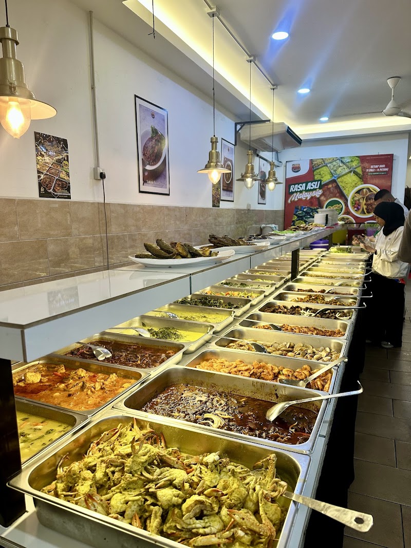 Restoran Ikan Bakar Semporna interior or food