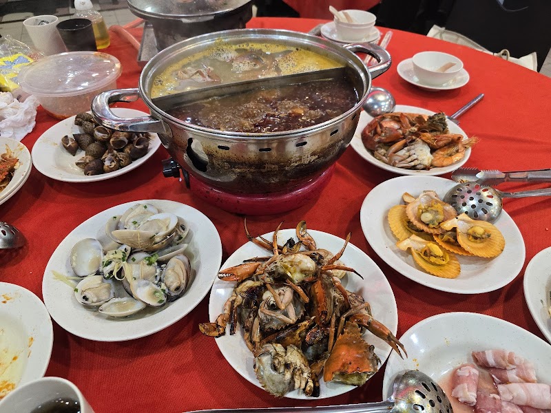 Restoran QQ BBQ Steamboat Buffet food or atmosphere