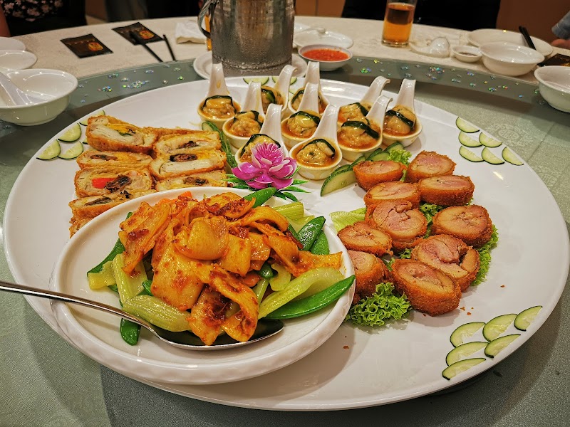 Sin Choi Wah Restaurant interior or food