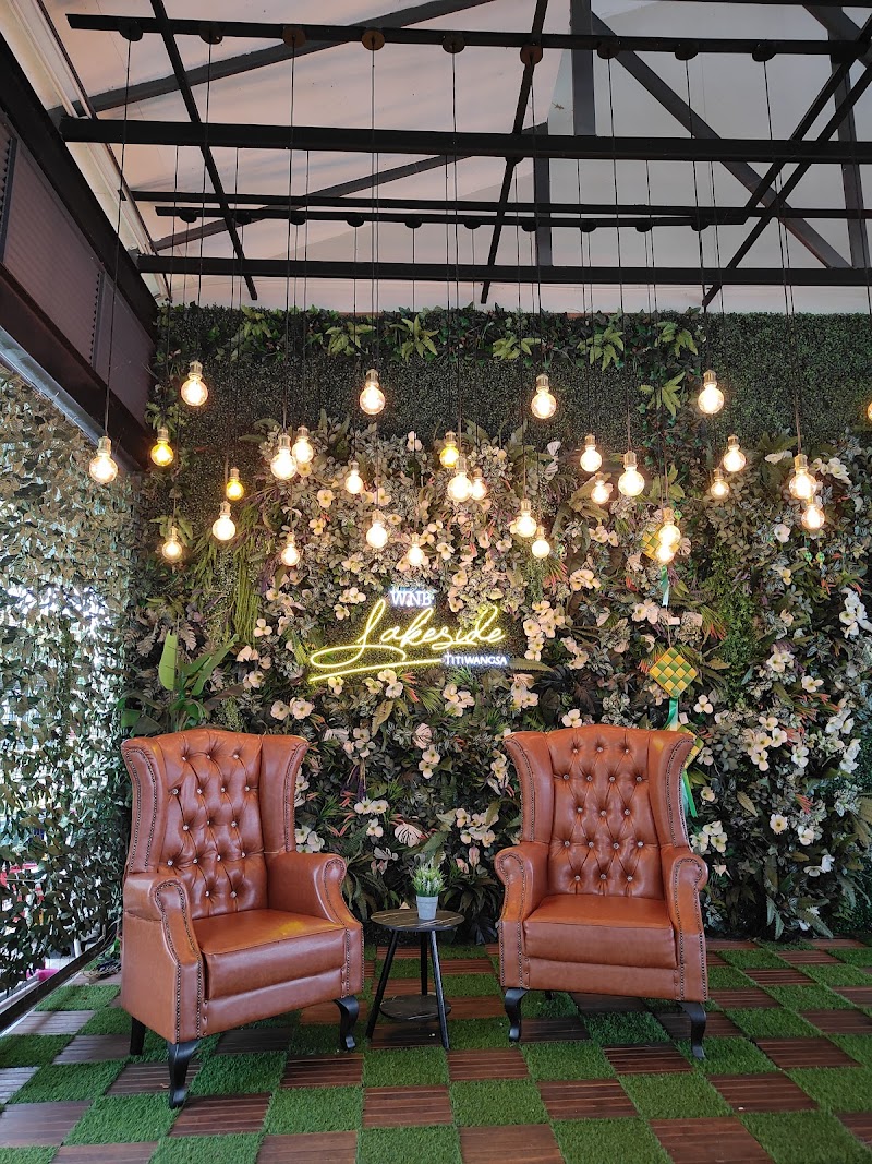 White & Black Lakeside photo 10